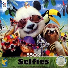 Selfies Panda Chimpanzee