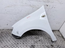 B3749 Parafango Anteriore