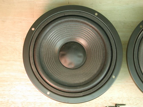 One jbl lx44 8 - lx44, woofer