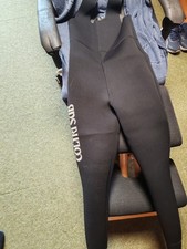 muta sub 5mm Composta Da Salopette E Giubbotto Con Cappuccio 