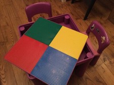 tavolino plastica bambini con 2 sedie