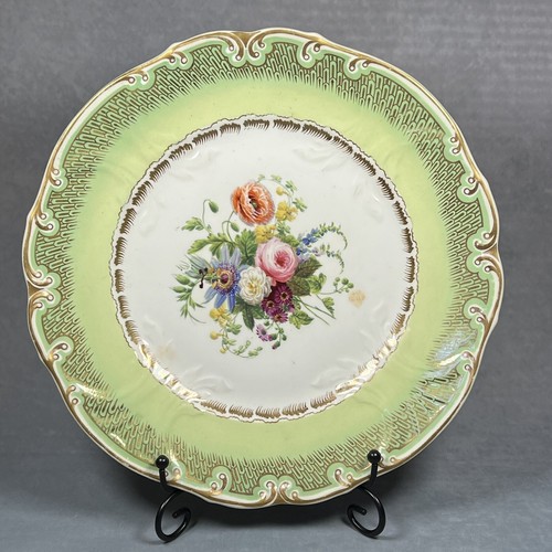 Antico piatto floreale