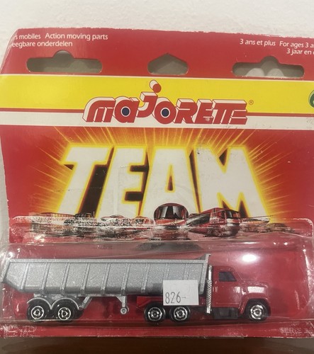 Camion articolato ribaltabile