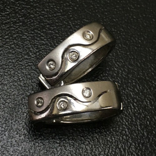 Orecchini huggie cerchio in - orecchini,