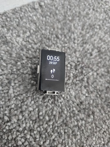 Fitbit charge fitness - 2,