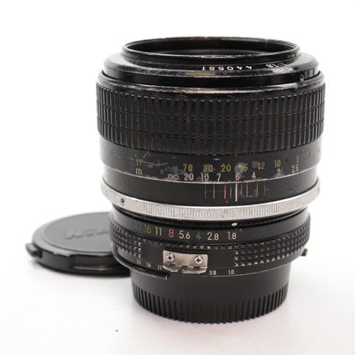 Nikon 8 ai - mm, f/1.8