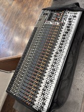 Behringer SX3242FX Eurodesk 32
