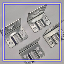 Staffe a forma di L 156611 x4