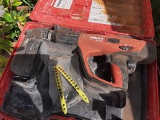 HILTI DX 460 PISTOLA PER UNGHIE AD AZIONAMENTO A POLVERE CON MX 72