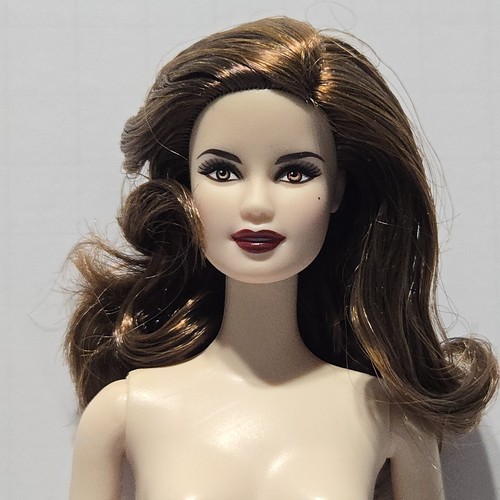 Barbie pink label twilight - label,
