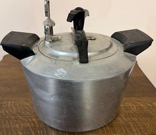 Pentola a pressione Minit Maid "La pentola magica" con libro istruzioni e ricette