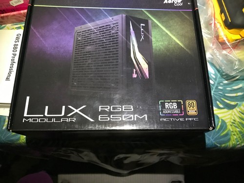 Aerocool lux rgb 650w - lux,