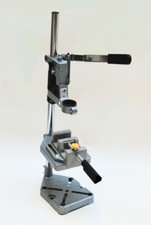 SUPPORTO VERTICALE A COLONNA