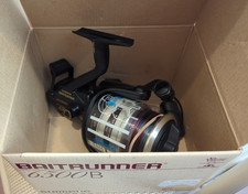 Mulinello da Pesca Shimano Baitrunner 6500B Nuovo con Scatola - Corpo Grafite Design Durevole
