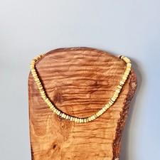 Collana antica in osso