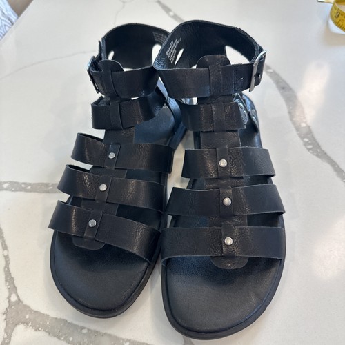 Frye and sandali - and,