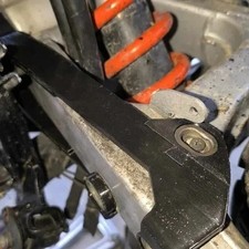 Scorricatena per Honda NX650 Dominator - Guida Catena Sostitutiva