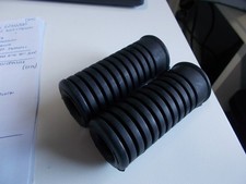 GU28443201 COPPIA GOMMINI POGGIAPIEDI PILOTA MOTO GUZZI V65 LARIO