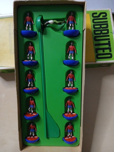 Subbuteo chile ref - 👉,