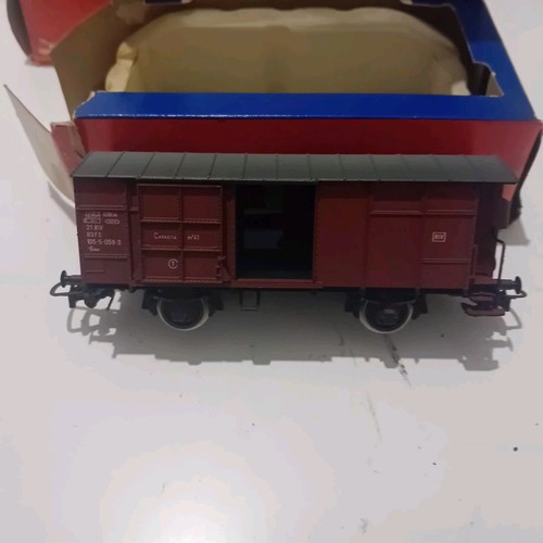Locomotiva carro merci