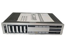 Amplificatore stereo integrato