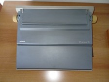 macchina da scrivere Olivetti