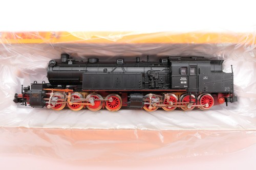 Arnold 2275 locomotiva - , a