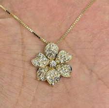 Collana con ciondolo fiore 2