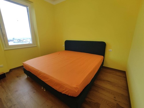 Letto salvaspazio testata