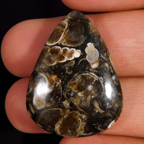 Pietra preziosa - 38,20, ct.