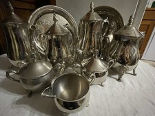 Doppio Set da tavola caffettiera, teiera, zuccheriera e lattiera