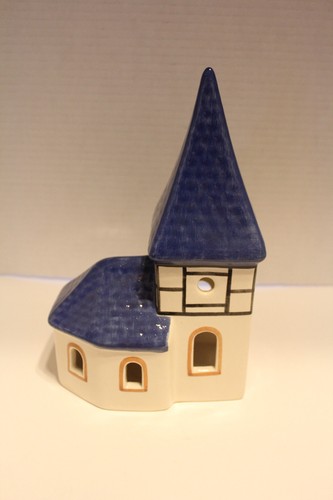 Ursula leyk tetto blu casa - tetto,