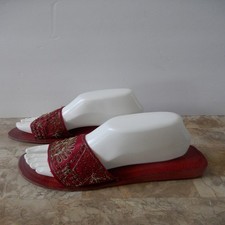 Sandali slip on con zeppa