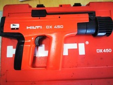 Pistola per unghie Hilti DX 450, condizioni quasi immacolate, custodia originale