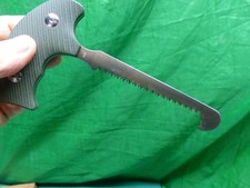 Attrezzo/sega per cacciatore