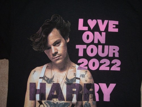 Harry styles love tour 2022 - love, on