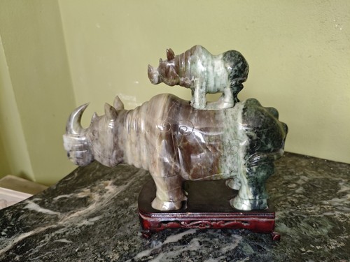 Antica scultura rinoceronte - rinoceronte, in