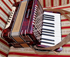 Vintage Working Hohner Student