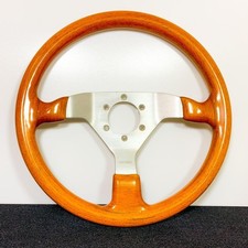 Volante in legno Momo Veloce