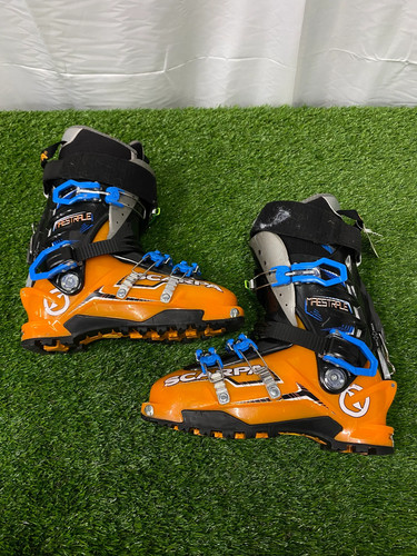 Scarponi sci alpino - sci, scarpa