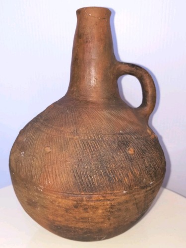 Antico vaso brocca acqua