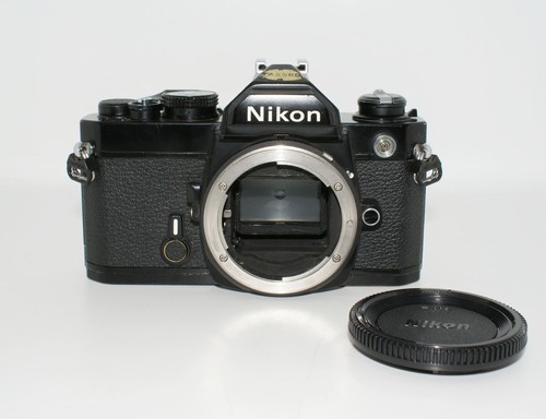 Nikon black testata - nikon, nuove