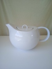 teiera di ceramica rotonda