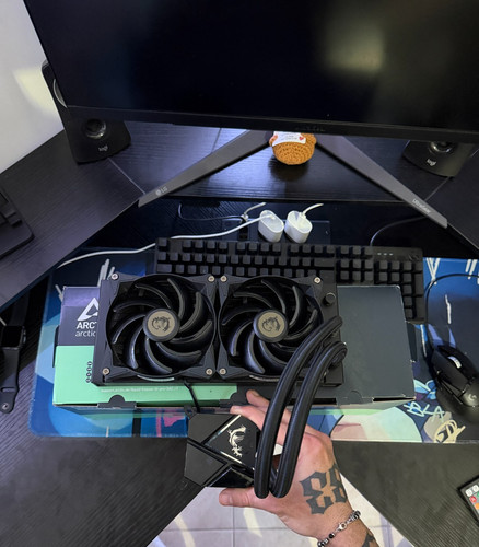 Dissipatore liquido msi - a,