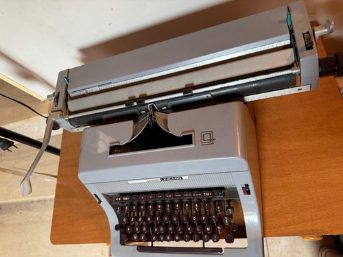 Macchina scrivere olivetti - macchina,