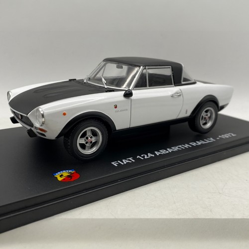 Fiat 124 abarth rally - 1:24,