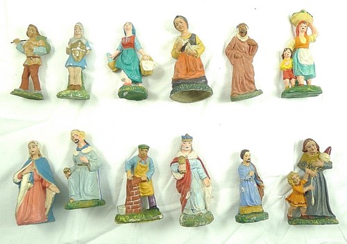 Cartapesta vecchia statuina - cartapesta,