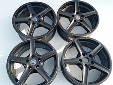 4 CERCHI IN LEGA 17 5 BUCHI