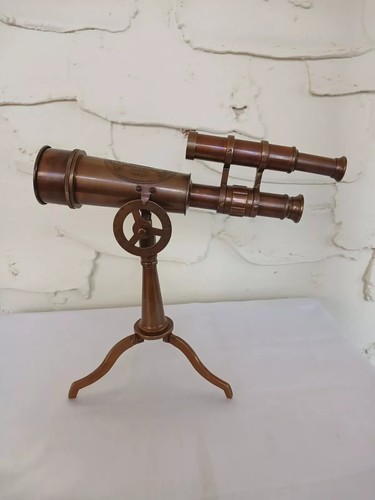Telescopio treppiede vintage