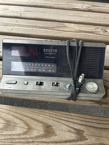 Zenith r462 radio - zenith,